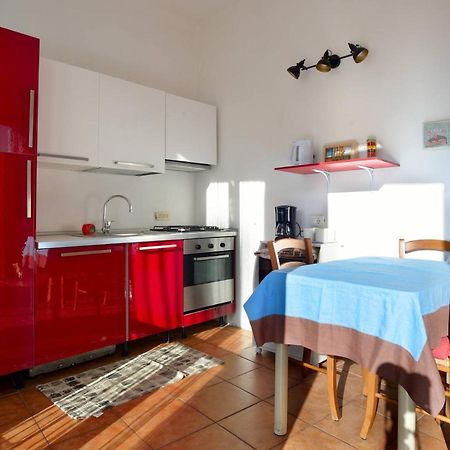 Casa Con Grande Terrazza, Ac, Wifi, Posto Auto E Vicino Al Mare Villa Imperia Dış mekan fotoğraf