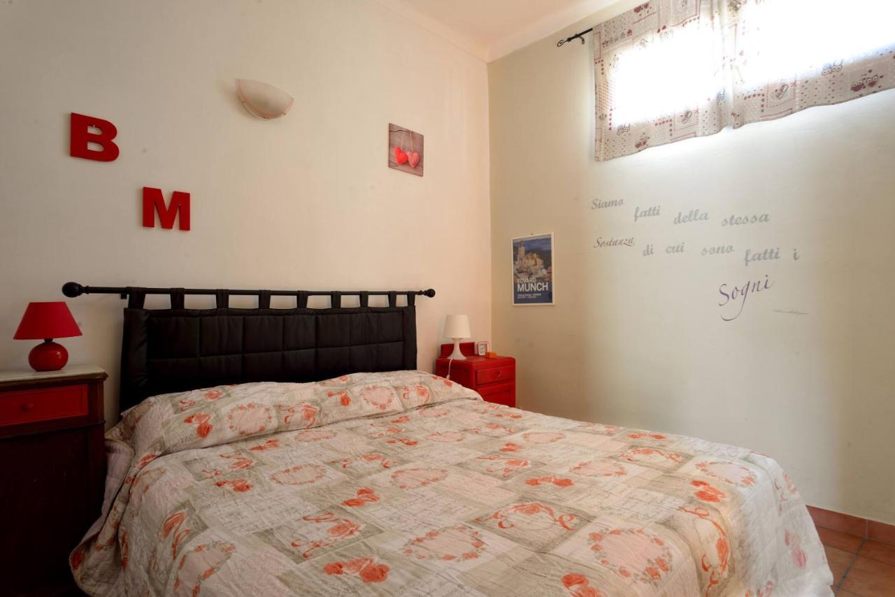 Casa Con Grande Terrazza, Ac, Wifi, Posto Auto E Vicino Al Mare Villa Imperia Dış mekan fotoğraf
