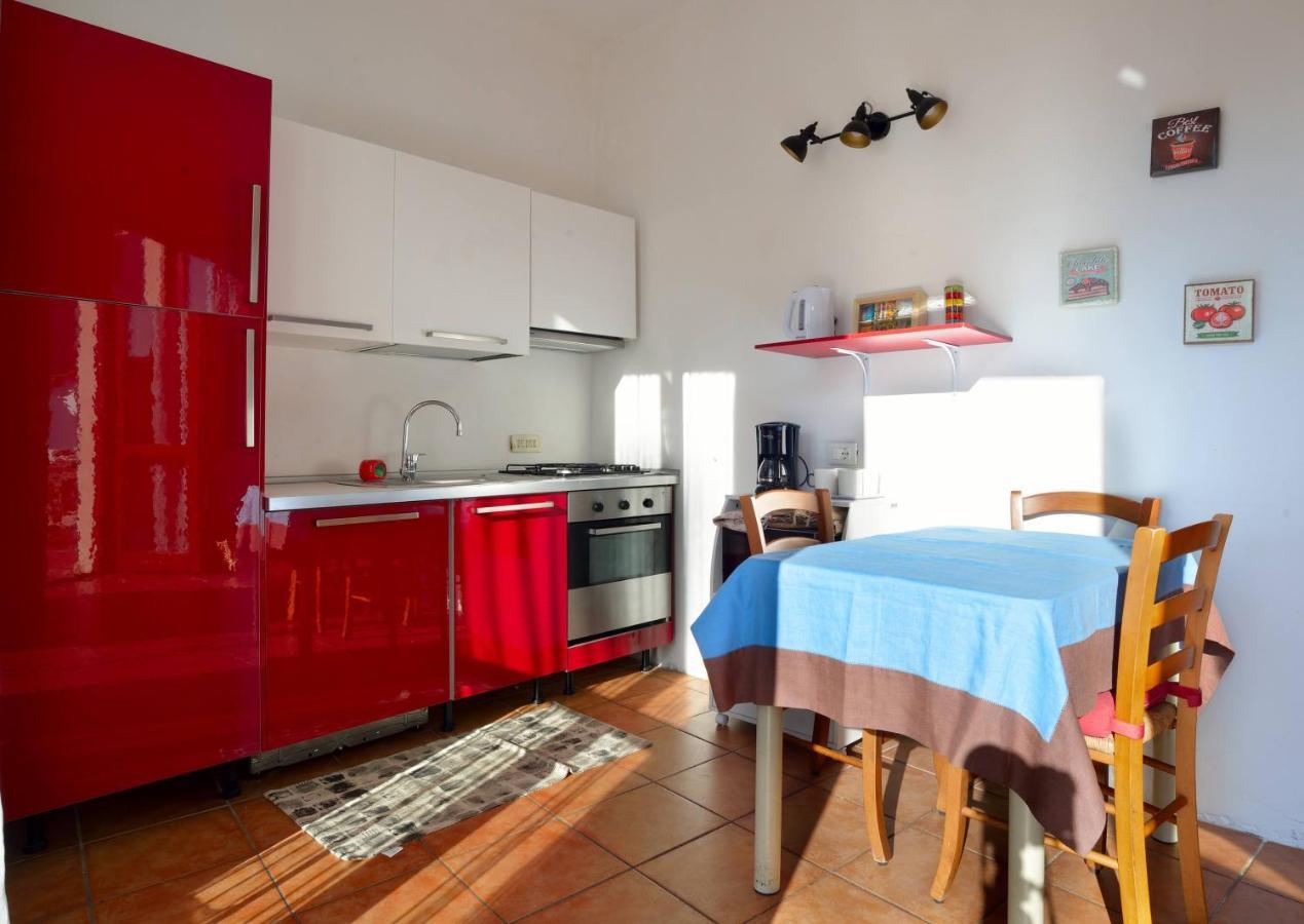 Casa Con Grande Terrazza, Ac, Wifi, Posto Auto E Vicino Al Mare Villa Imperia Dış mekan fotoğraf