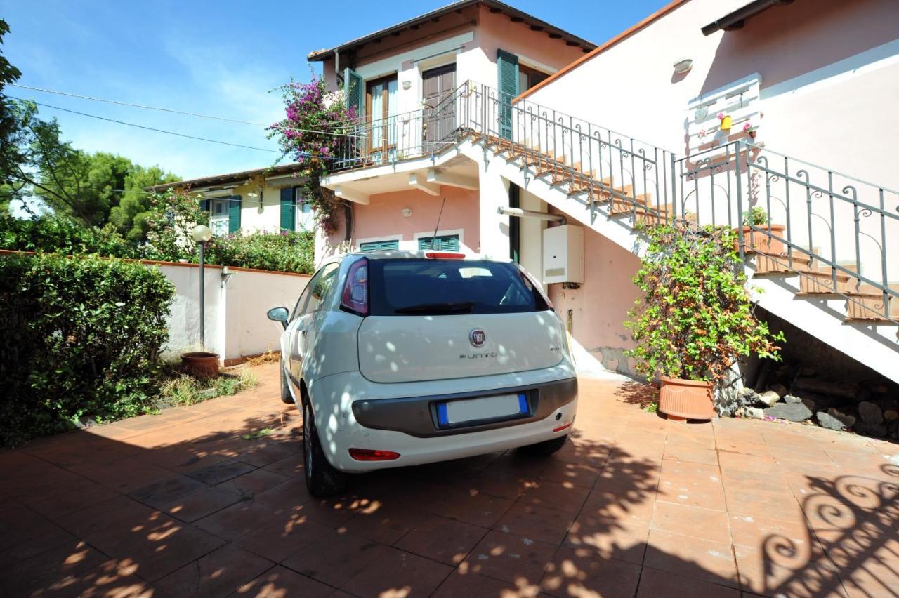 Casa Con Grande Terrazza, Ac, Wifi, Posto Auto E Vicino Al Mare Villa Imperia Dış mekan fotoğraf